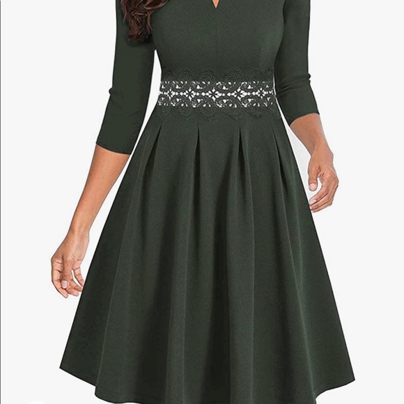 Owin Dresses & Skirts - NWT Owin Army Green Floral 3/4 Sleeve Dress Size Large